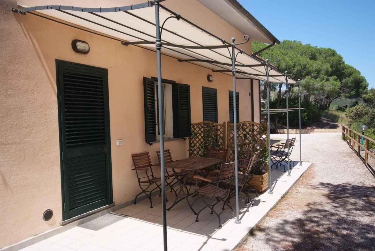 Residence Della Luna Porto Azzurro Eksteriør bilde