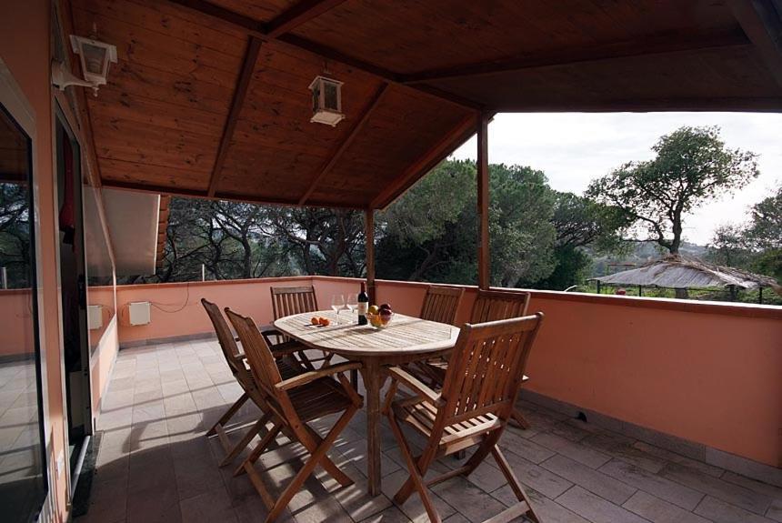 Residence Della Luna Porto Azzurro Eksteriør bilde